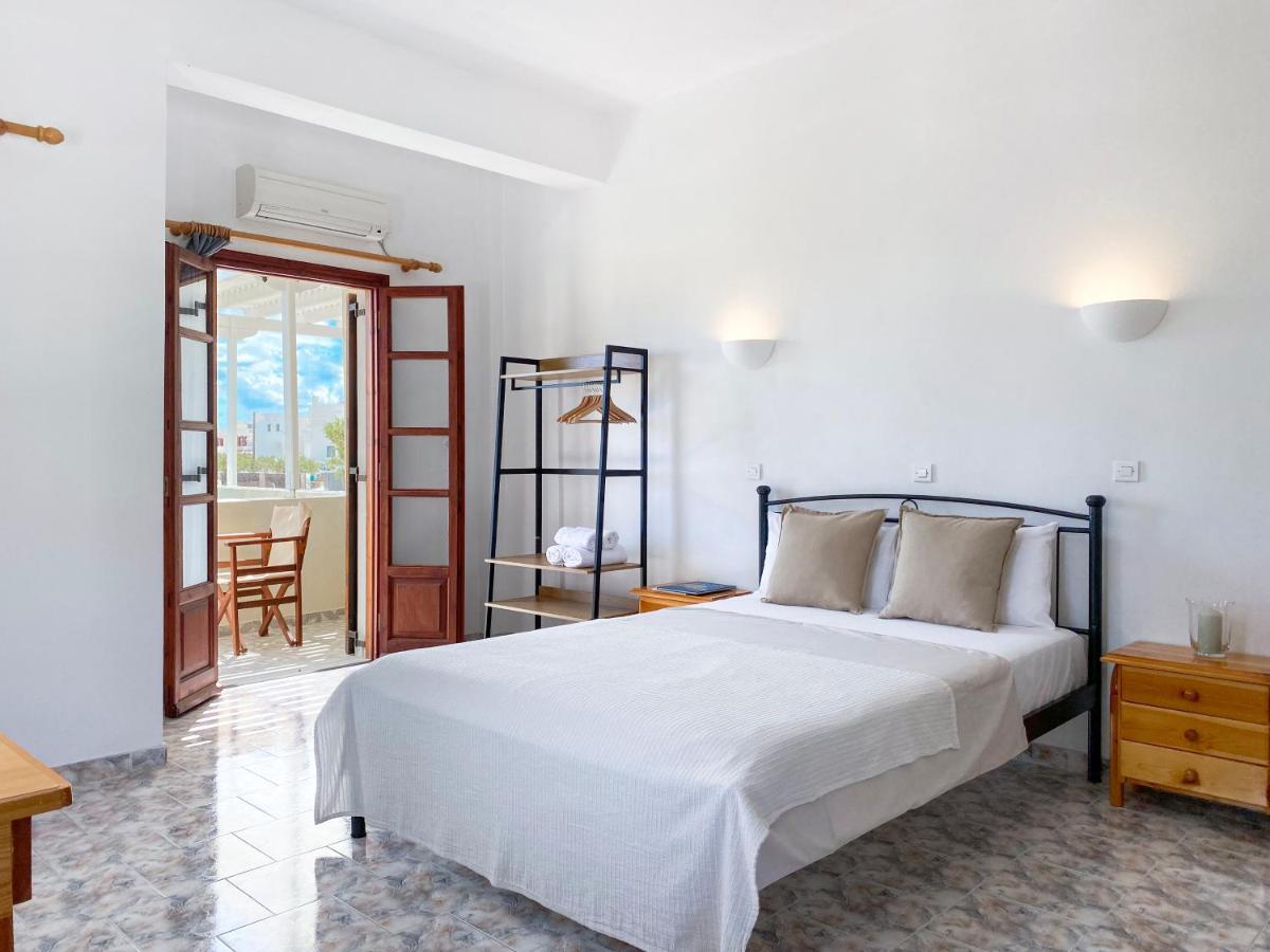 Almyra Villa Perissa  Exterior foto