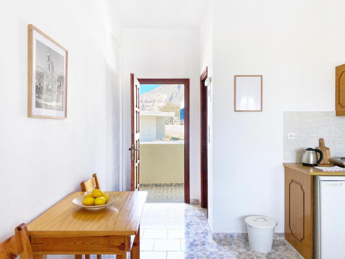 Almyra Villa Perissa  Exterior foto
